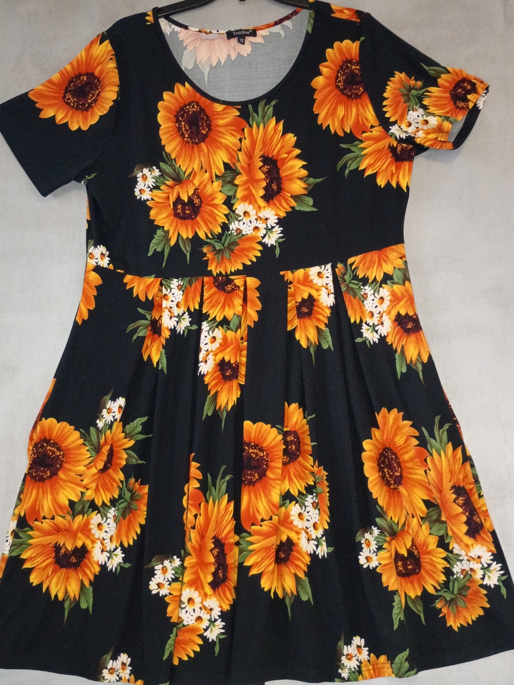 Trailibee Floral Long Dress in Multi Color with Sun Flowers